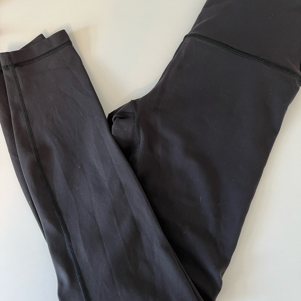 Lululemon Align 25” Size 6 Black Leggings - Great condition